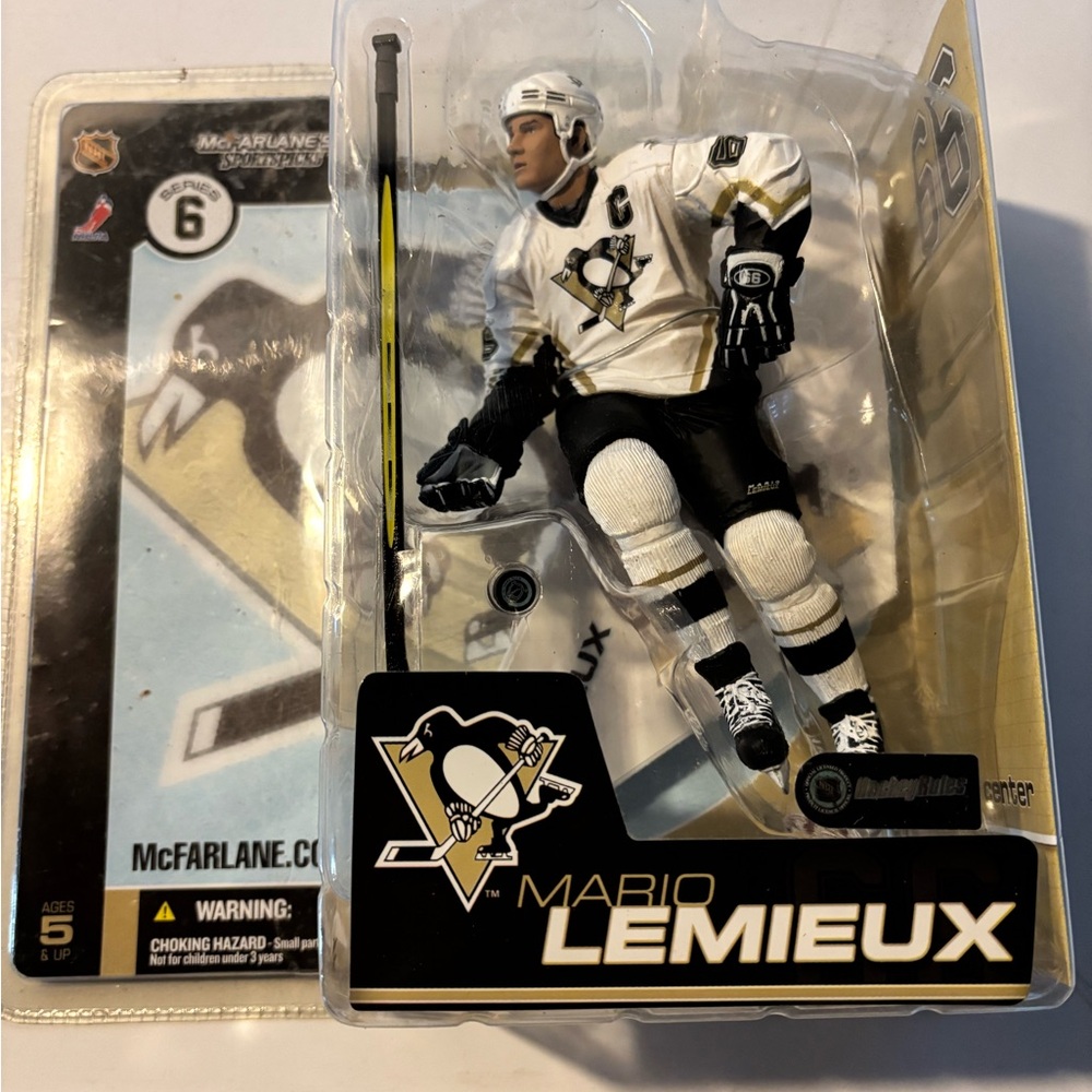 Mario Lemieux Action Figure
